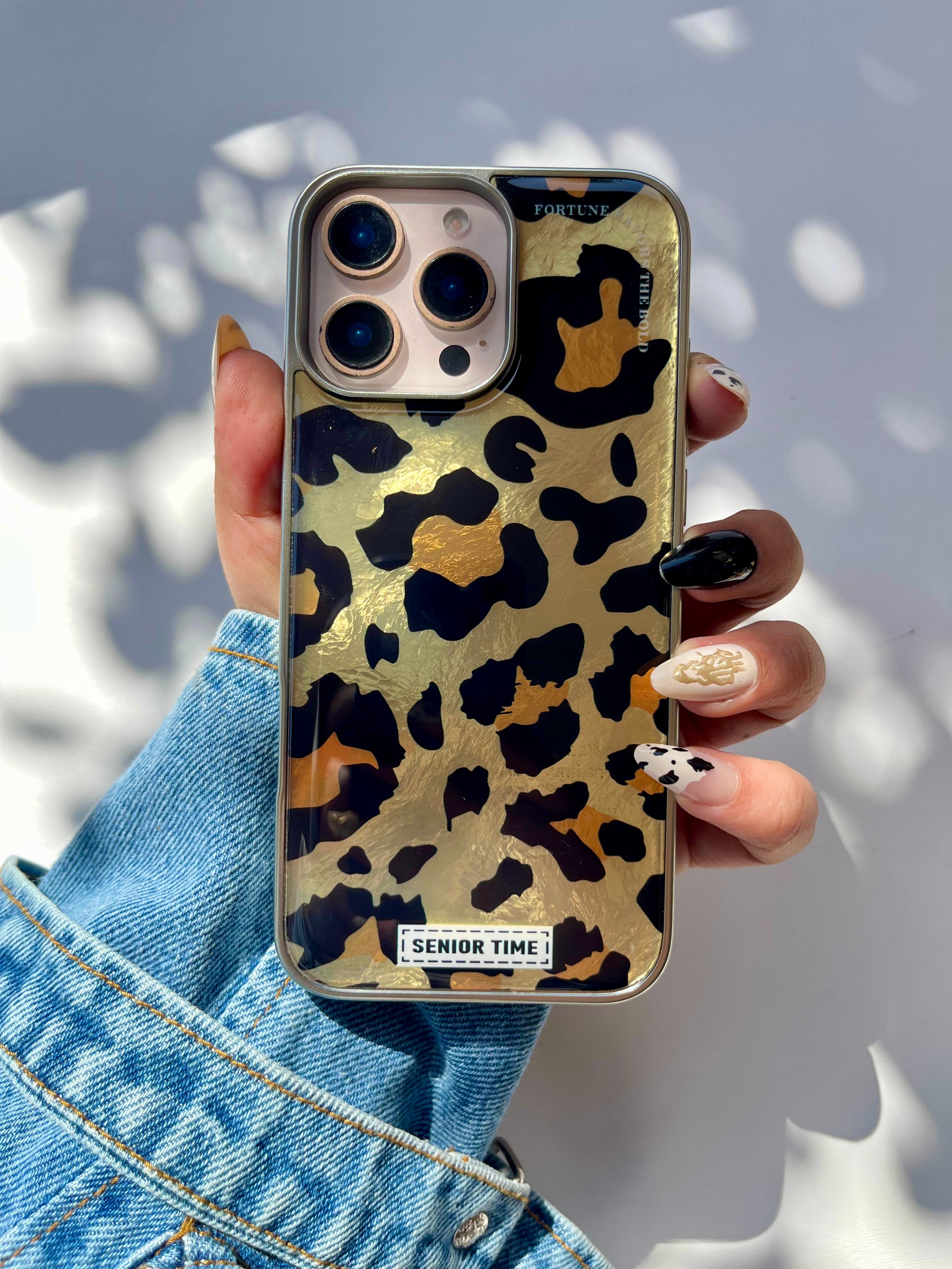Leo with Silver Frame Case