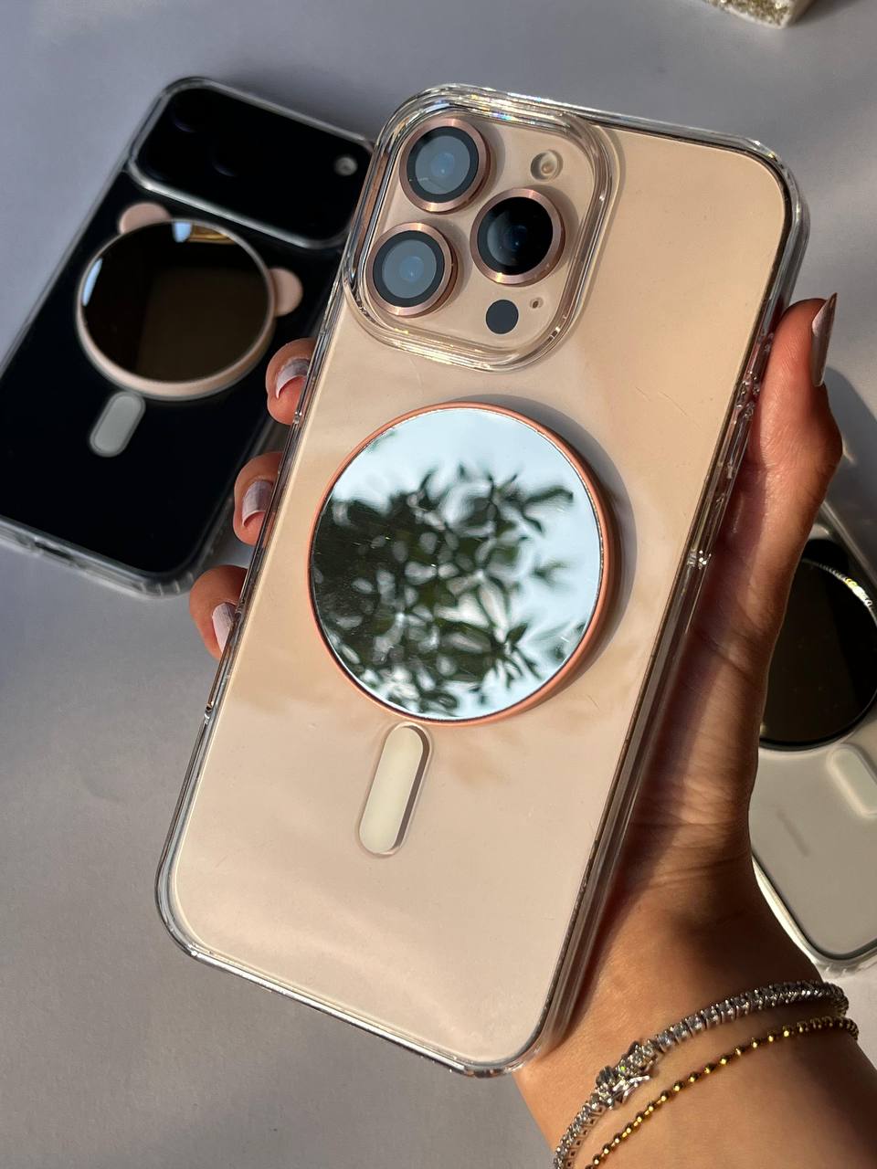 Magnetic Selfie Mirror