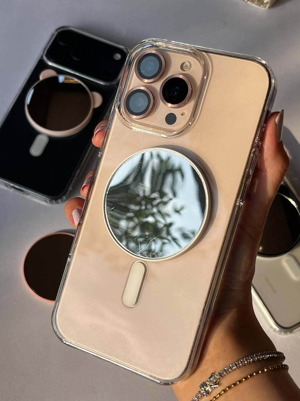 Magnetic Selfie Mirror