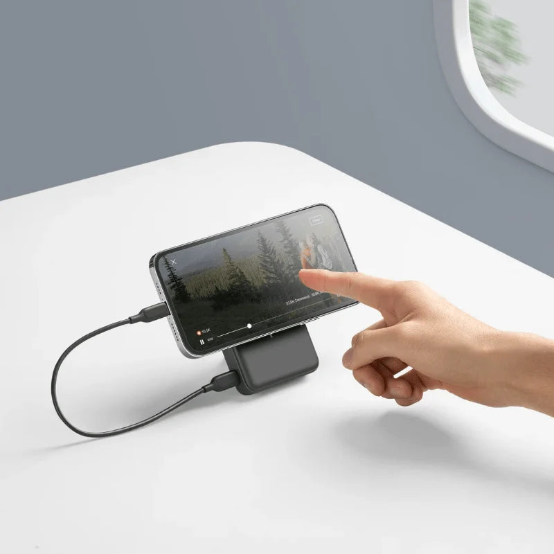 Anker 10000mAh MagSafe Stand Powerbank A1641p11