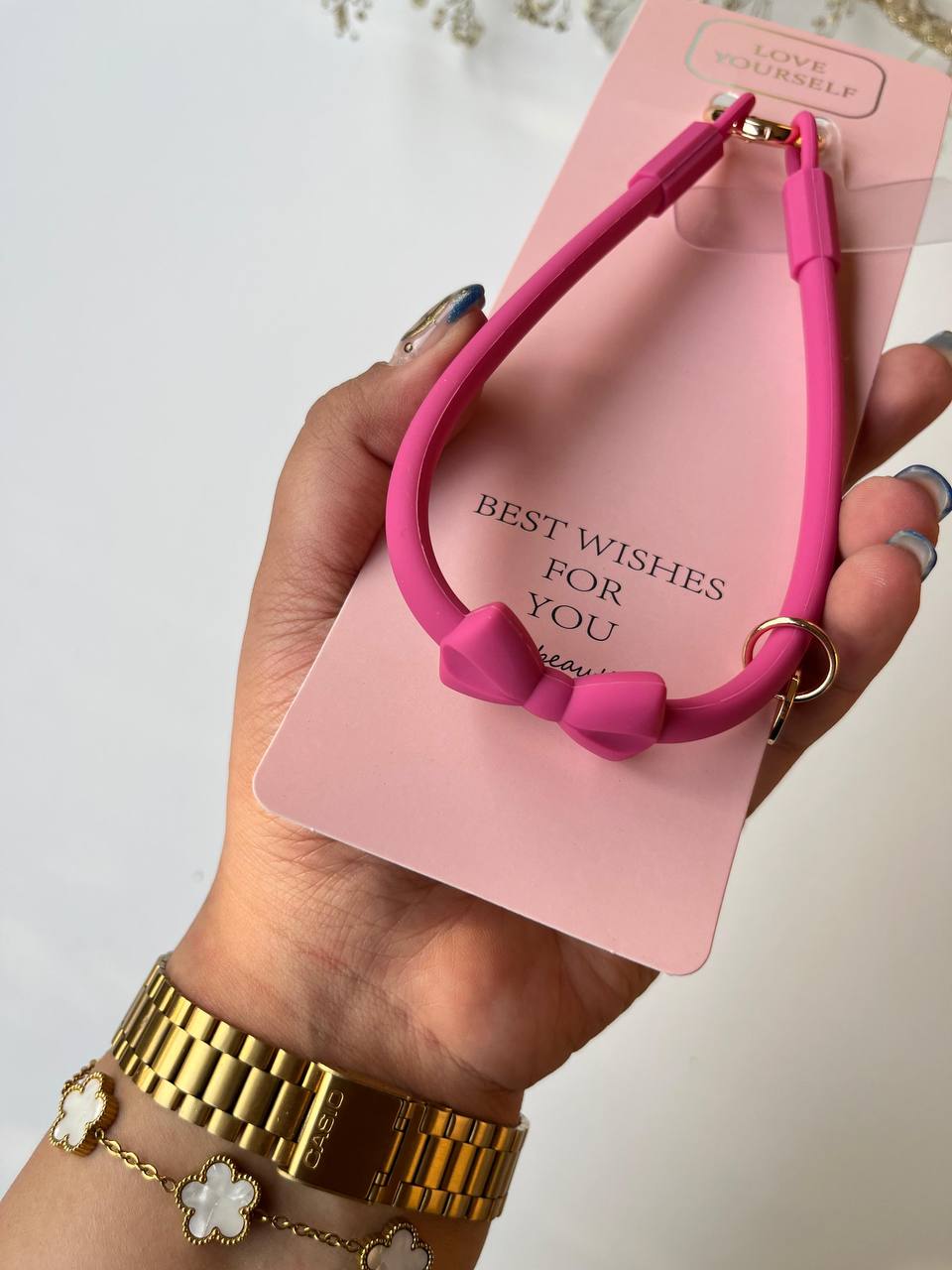 Ribbon Silicone Hanger